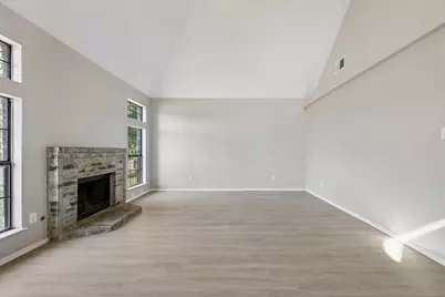 12627 Ridgeside Drive, Balch Springs, TX 75180 - Photo 6