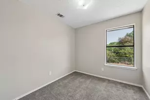 12627 Ridgeside Dr, Balch Springs, TX 75180 - Photo 20