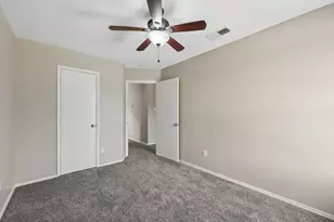12627 Ridgeside Dr, Balch Springs, TX 75180 - Photo 16