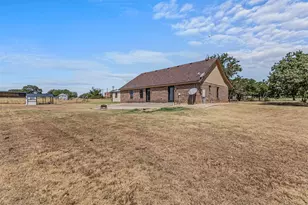 122 Co Rd 1380, Alvord, TX 76225 - Photo 22