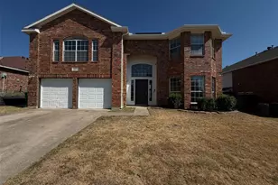213 Cozy Ln, Cedar Hill, TX 75104 - Photo 1