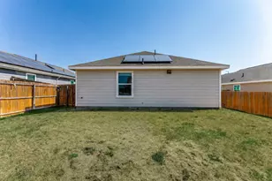 2717 Rosewater Ln, Fort Worth, TX 76179 - Photo 12