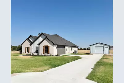 1013 Sabrina Court, Weatherford, TX 76085 - Photo 2