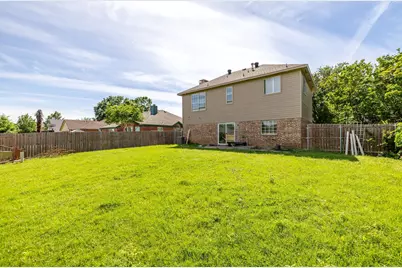 344 Parkview Drive, Hurst, TX 76053 - Photo 30