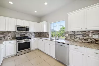 344 Parkview Drive, Hurst, TX 76053 - Photo 14