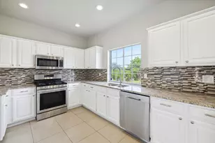 344 Parkview Dr, Hurst, TX 76053 - Photo 14