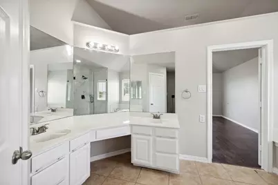 344 Parkview Drive, Hurst, TX 76053 - Photo 24