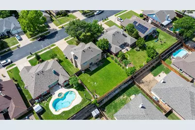 344 Parkview Drive, Hurst, TX 76053 - Photo 34