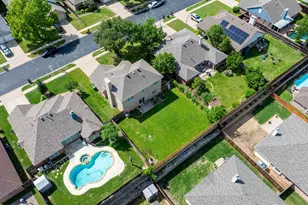 344 Parkview Dr, Hurst, TX 76053 - Photo 34