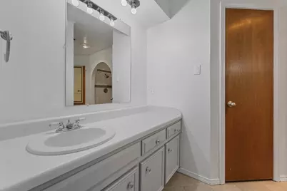 8721 Hidden Hill Drive, Fort Worth, TX 76179 - Photo 16