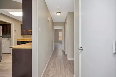 4210 Meadow Park Drive, Arlington, TX 76017 - Photo 32