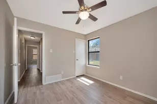 4210 Meadow Park Dr, Arlington, TX 76017 - Photo 24