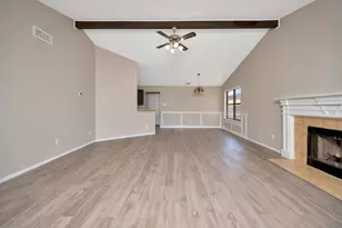 4210 Meadow Park Dr, Arlington, TX 76017 - Photo 8