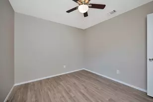 4210 Meadow Park Dr, Arlington, TX 76017 - Photo 28