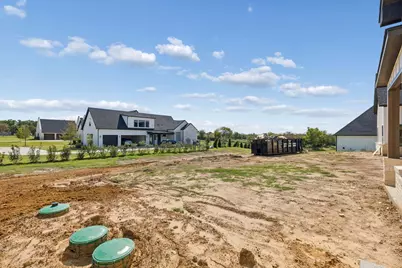 308 Mint Ridge Drive, Burleson, TX 76028 - Photo 38
