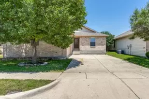 6912 Dove Tail Dr, McKinney, TX 75070 - Photo 2