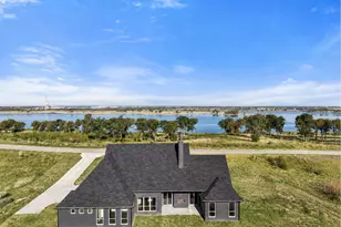 554 Shoreside Dr, Corsicana, TX 75109 - Photo 2