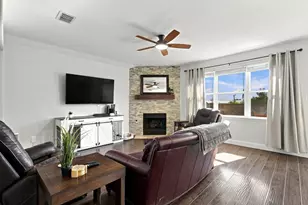 632 Montgomery Dr, Lake Dallas, TX 75065 - Photo 2