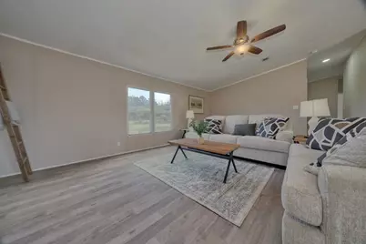 142 Vz County Road 4830, Ben Wheeler, TX 75754 - Photo 6