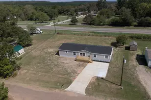 142 Vz County Rd 4830, Ben Wheeler, TX 75754 - Photo 1