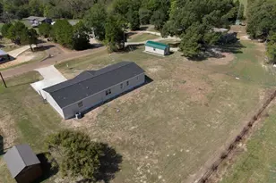 142 Vz County Rd 4830, Ben Wheeler, TX 75754 - Photo 2