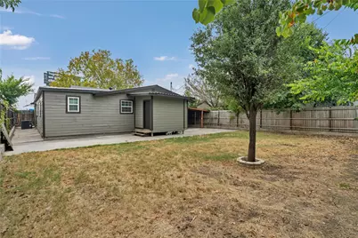 5504 James Avenue, Fort Worth, TX 76115 - Photo 4