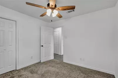 5504 James Avenue, Fort Worth, TX 76115 - Photo 6