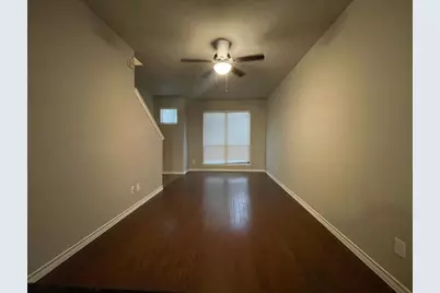 910 Glenn Crossett Street, Arlington, TX 76010 - Photo 2