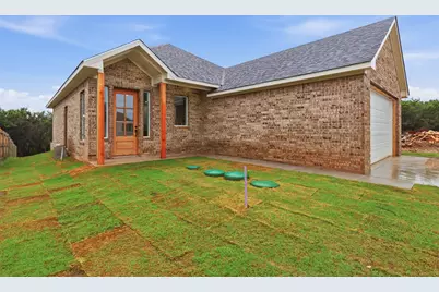 1413 Ridgeview Circle, Granbury, TX 76048 - Photo 1
