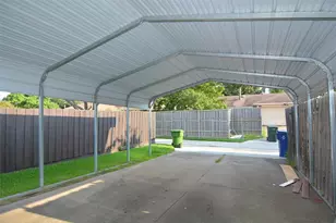 210 W Apollo Rd, Garland, TX 75040 - Photo 12