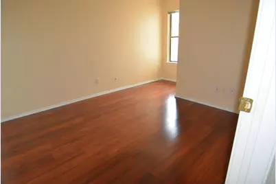 210 W Apollo Road, Garland, TX 75040 - Photo 14