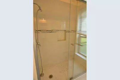 210 W Apollo Road, Garland, TX 75040 - Photo 18