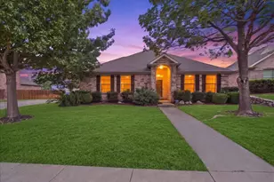 613 Quail Hollow Dr, Midlothian, TX 76065 - Photo 1