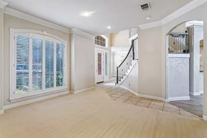 865 Thomas Crossing Drive, Fort Worth, TX 76028 - Photo 10