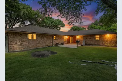 528 Edmonds Way, DeSoto, TX 75115 - Photo 2