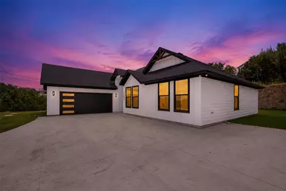 2203 Christine Drive, Granbury, TX 76048 - Photo 2