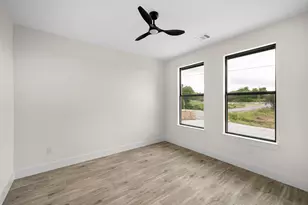 2203 Christine Dr, Granbury, TX 76048 - Photo 30