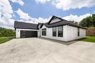 2203 Christine Dr, Granbury, TX 76048 - Photo 1