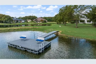 708 Clear Water Court, Corsicana, TX 75109 - Photo 38