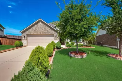 601 Elm Creek Drive, Lewisville, TX 75056 - Photo 8