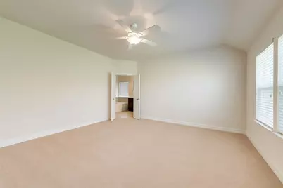 601 Elm Creek Drive, Lewisville, TX 75056 - Photo 14