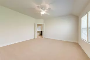 601 Elm Creek Dr, Lewisville, TX 75056 - Photo 14