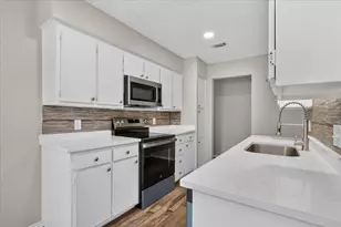 208 Asbury Dr, Saginaw, TX 76179 - Photo 18