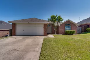 32 Connecticut Ave, Midlothian, TX 76065 - Photo 1