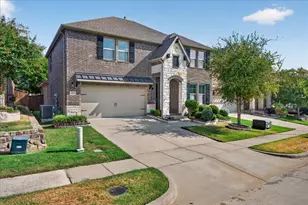 8712 McCutchins Dr, McKinney, TX 75070 - Photo 2