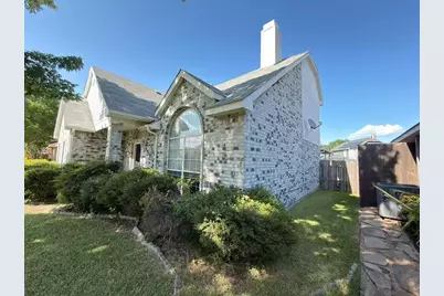 2918 Lake Valley Drive, Garland, TX 75040 - Photo 2