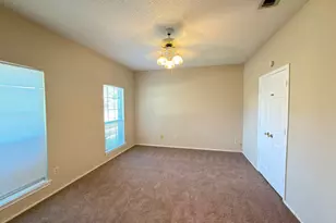 2918 Lake Valley Dr, Garland, TX 75040 - Photo 14