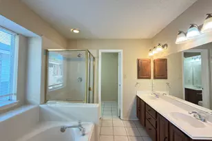 2918 Lake Valley Dr, Garland, TX 75040 - Photo 16