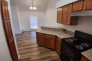 404 Benjamin Ln, Arlington, TX 76002 - Photo 4