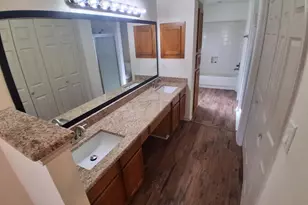 404 Benjamin Ln, Arlington, TX 76002 - Photo 12